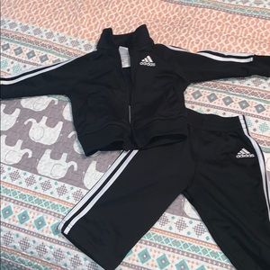 Baby adidas set